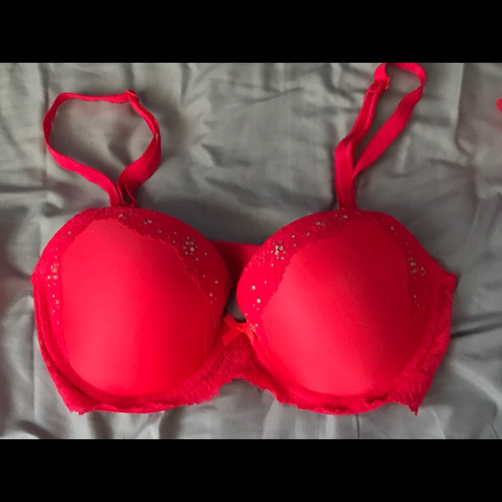 Victoria’s Secret Dream Angels Lined Demi Bra 32DD